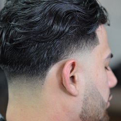 HairVice Barbershop - Taper fade.