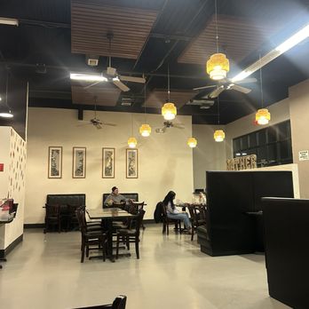 Fong Asian Dining - Seating Area - Chinese Near Me - American Fork, Utah