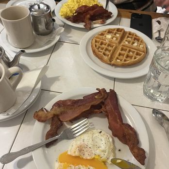 The Cookie Jar - Pancake or Waffle Platter and One egg and bacon - Breakfast & Brunch Near Me - Fairbanks, Alaska