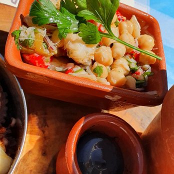 Tascantiga - Codfish and chickpea salad - Portuguese Near Me - Sintra, 11 Tascantiga - Codfish and chickpea salad - Portuguese Near Me - Sintra, 11