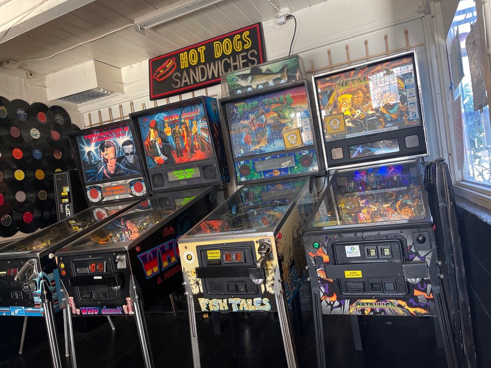 Pinball machines: Terminator 2, Who Dunnit?, Fish Tales, Metallica