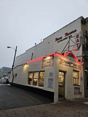 Texas Tavern by null