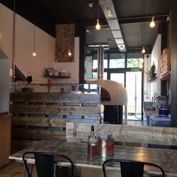 Mamma Dough - Interior