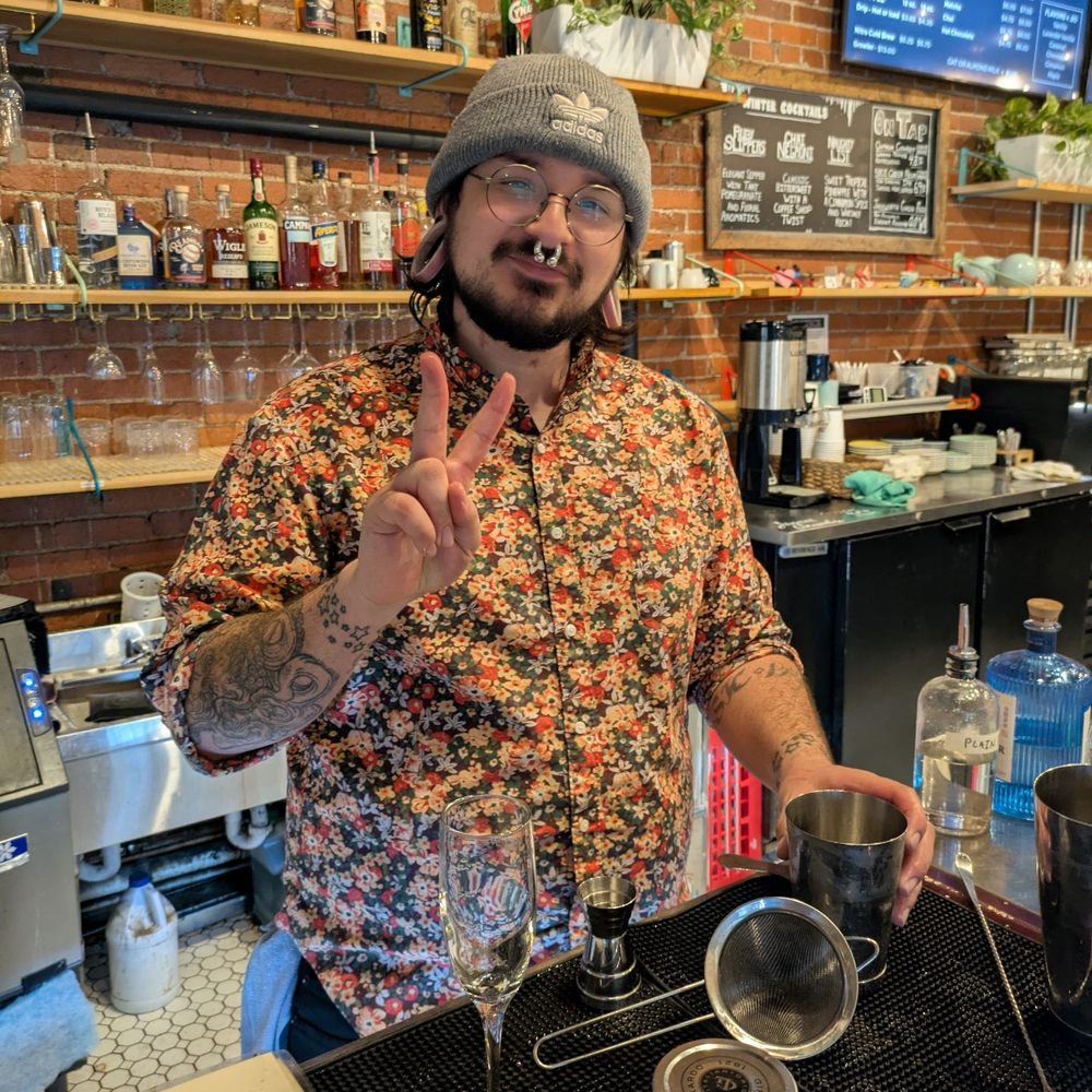 De Fer Coffee - Nick running the operations! - Coffee & Tea Near Me - Pittsburgh, Pennsylvania De Fer Coffee - Nick running the operations! - Coffee & Tea Near Me - Pittsburgh, Pennsylvania