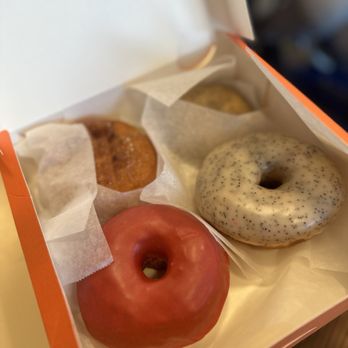 Old Ferry Donut - Raspberry Glazed, Crème Brûlée,Lemon Poppy Seed,Earl Grey Cake - Donuts Near Me - Torrance, California Old Ferry Donut - Raspberry Glazed, Crème Brûlée,Lemon Poppy Seed,Earl Grey Cake - Donuts Near Me - Torrance, California