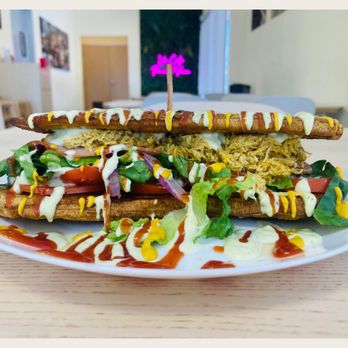 Cafe Warao - Patacon Pollo. - Breakfast & Brunch Near Me - Suisun City, California
