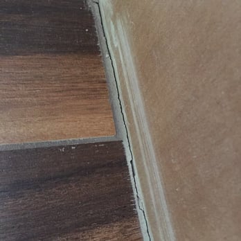 Floors by Leo - Cracked grout. - Flooring Near Me - San Ramon, California Floors by Leo - Cracked grout. - Flooring Near Me - San Ramon, California