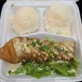 Fresh Catch - Huge AHI BELLY - All rice no Mac salad - Hawaiian Near Me - Honolulu, Hawaii Fresh Catch - Huge AHI BELLY - All rice no Mac salad - Hawaiian Near Me - Honolulu, Hawaii