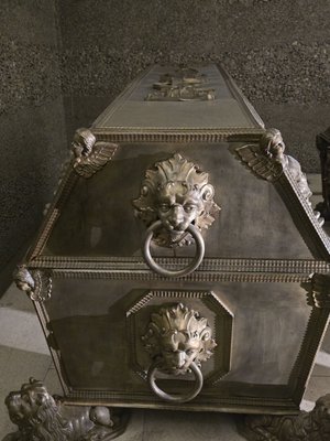 Imperial Crypt by null