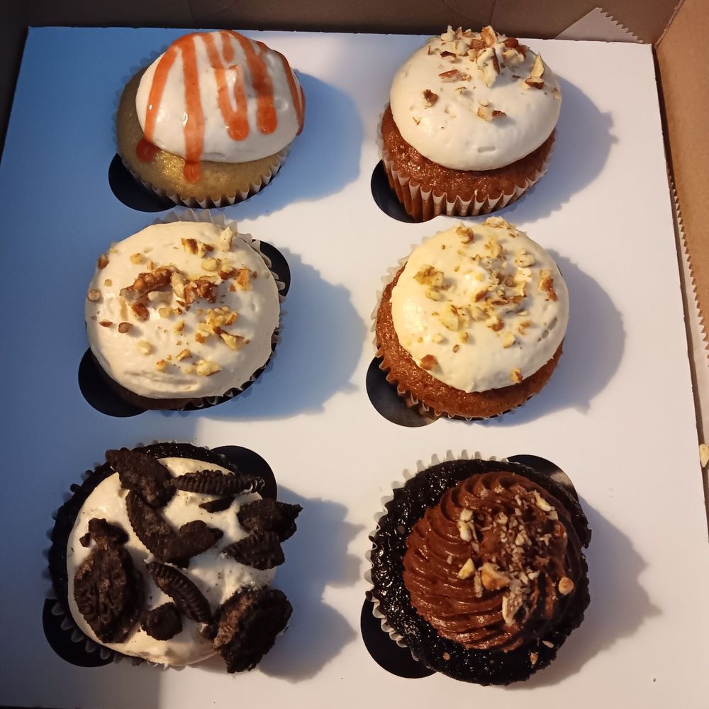 Sugarfoot's Cupcakes - Daily Dozen Cupcake Assortment - Cupcakes Near Me - Spring, Texas Sugarfoot's Cupcakes - Daily Dozen Cupcake Assortment - Cupcakes Near Me - Spring, Texas