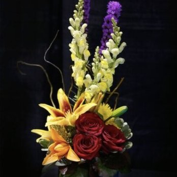 Lily Lace Flowers - Reach For The Sky - Florists Near Me - Kuna, Idaho Lily Lace Flowers - Reach For The Sky - Florists Near Me - Kuna, Idaho