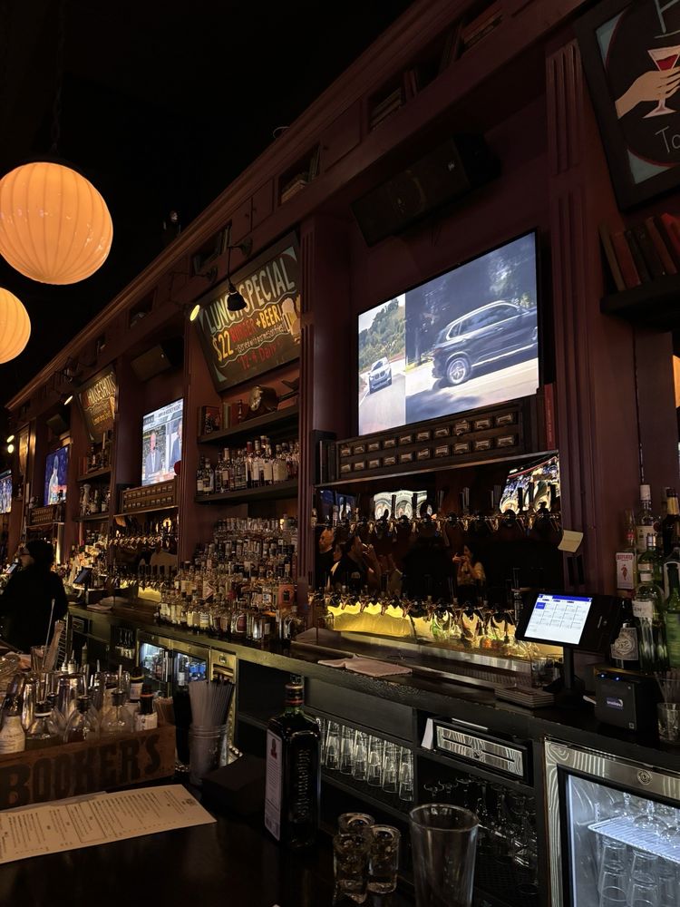 District Tap House