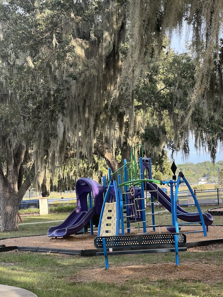Crystal Lake Park Image