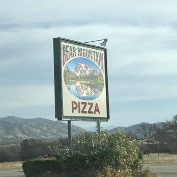Bear Mountain Pizza - Pizza Near Me - Squaw Valley, California