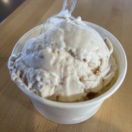 Bourbon Praline Pecan Ice Cream Single Scoop