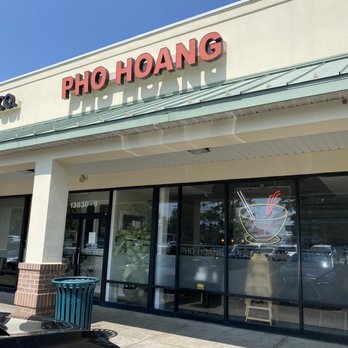 Pho Hoang - the front of the restaurant - Vietnamese Near Me - Centreville, Virginia