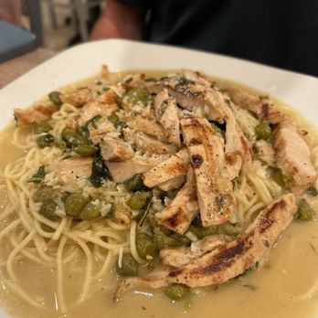 Bella Sera - Chicken Piccata - Italian Near Me - Fredericksburg, Texas Bella Sera - Chicken Piccata - Italian Near Me - Fredericksburg, Texas