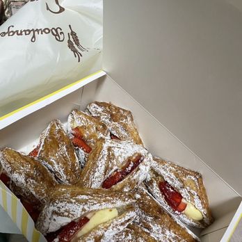 Cream Pan - Bakeries Near Me - Tustin, California Cream Pan - Bakeries Near Me - Tustin, California