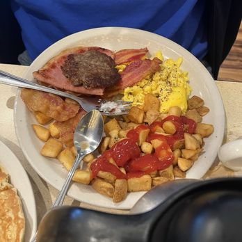 The Big Biscuit - Breakfast - Breakfast & Brunch Near Me - Kansas City, Missouri The Big Biscuit - Breakfast - Breakfast & Brunch Near Me - Kansas City, Missouri
