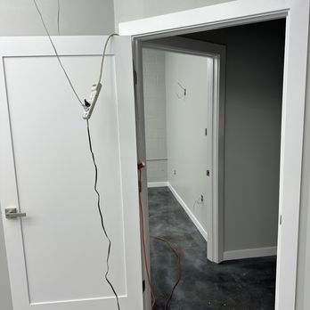 Rav Handyman - installing doors, painting walls and ceilings - Painters Near Me Rav Handyman - installing doors, painting walls and ceilings - Painters Near Me