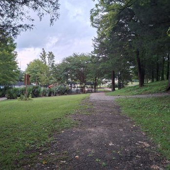 Brandon Park - Parks Near Me - Brandon, Mississippi