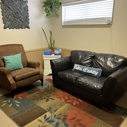 Koality Counseling Services - Comforting waiting area.
