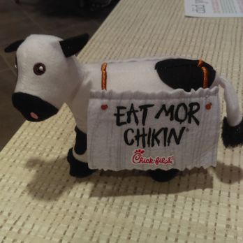 Chick-fil-A - Cow - Fast Food Near Me - Saint Cloud, Minnesota