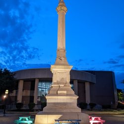 Soldiers' and Sailors' Monument - Soldiers' and Sailors' Monument, Peabody