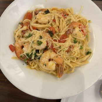 Politano's Pizza & Pasta - Shrimp Scampi over Linguine - Pizza Near Me - Irving, Texas Politano's Pizza & Pasta - Shrimp Scampi over Linguine - Pizza Near Me - Irving, Texas