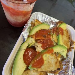 Mangos Refresqueria Y Cafe - Birria quesadilla