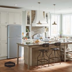 Sims-Lohman Fine Kitchens and Granite
