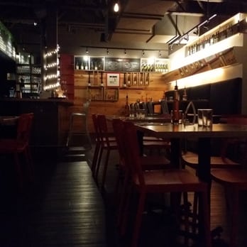 Morris East - Lounge area - Canadian (New) Near Me - Bedford, Nova Scotia