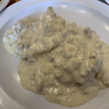 Nye Beach Cafe - Biscuits and gravy half size - Cafes Near Me - Newport, Oregon Nye Beach Cafe - Biscuits and gravy half size - Cafes Near Me - Newport, Oregon