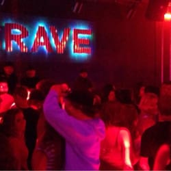 Crave Eats & Drinks