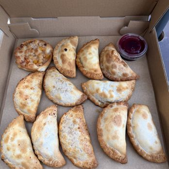 Vinoma - Empanadas Near Me - Rohnert Park, California Vinoma - Empanadas Near Me - Rohnert Park, California