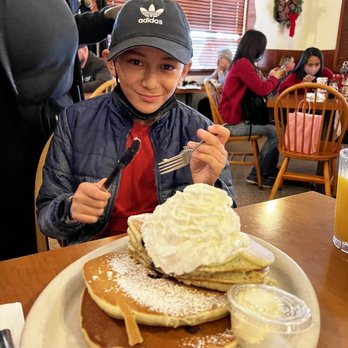Millbrae Pancake House - Blueberry pancakes - American Near Me - Millbrae, California Millbrae Pancake House - Blueberry pancakes - American Near Me - Millbrae, California