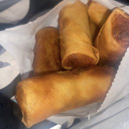 Egg rolls Egg rolls