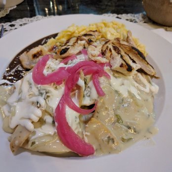 La Diferencia - Chilaquiles - Mexican Near Me - Tijuana, BCN La Diferencia - Chilaquiles - Mexican Near Me - Tijuana, BCN