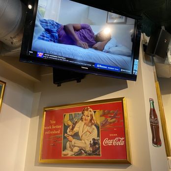 Archie Moores NH - TV one - Dive Bars Near Me - New Haven, Connecticut Archie Moores NH - TV one - Dive Bars Near Me - New Haven, Connecticut