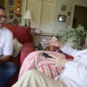 Parent Projects - Helping you determine what stays or moves with you based on your life needs is one of the first steps to downsizing. - Elder Care Planning Near Me - Tempe, Arizona Parent Projects - Helping you determine what stays or moves with you based on your life needs is one of the first steps to downsizing. - Elder Care Planning Near Me - Tempe, Arizona
