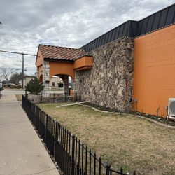Mariachi Mexican Bar and Grill - Outside