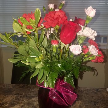 Forest Hills Florist - This is what I got view #2 - Florists Near Me - Garner, North Carolina Forest Hills Florist - This is what I got view #2 - Florists Near Me - Garner, North Carolina