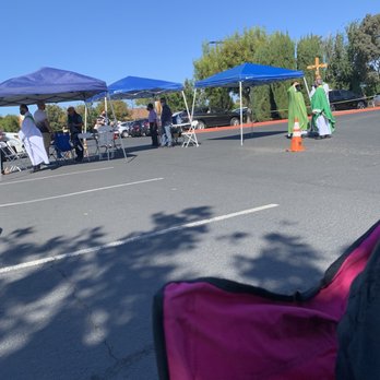 Saint Anne Catholic - Welcome tents - Churches Near Me - Union City, California
