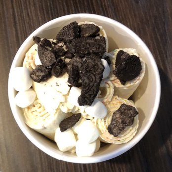 Bango Creamery - Fruity Bam Bam roll - Ice Cream & Frozen Yogurt Near Me - Los Angeles, California Bango Creamery - Fruity Bam Bam roll - Ice Cream & Frozen Yogurt Near Me - Los Angeles, California