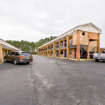 OYO Hotel Williamston - Hotels Near Me - Williamston, North Carolina OYO Hotel Williamston - Hotels Near Me - Williamston, North Carolina