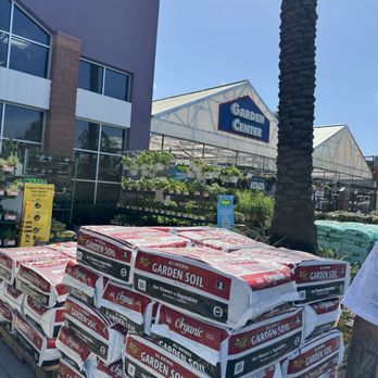 Lowe's - Department Stores Near Me - Long Beach, California