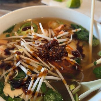 Pho Quynh - Pho  Ga (Chicken) Tom (Shrimp) - Vietnamese Near Me - Charlotte, North Carolina