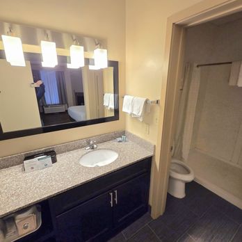 Best Western Toni Inn - Hotels Near Me - Pigeon Forge, Tennessee