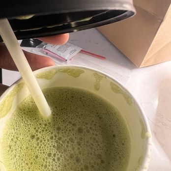 Boobliq - Matcha latte with oat milk - Bagels Near Me - New York, New York Boobliq - Matcha latte with oat milk - Bagels Near Me - New York, New York