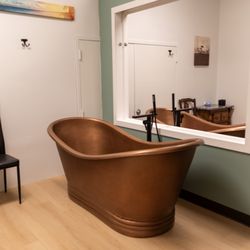 Pint of Peace Massage and Spa - With adjoining, mirror image rooms you can bathe alone or with a friend! Or three!!